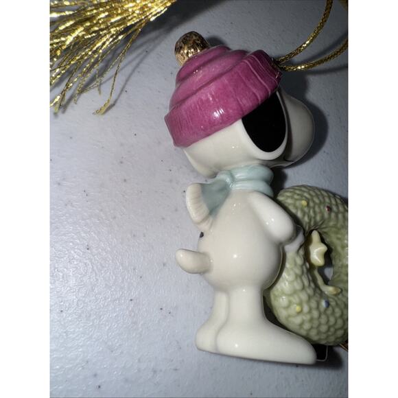 Lenox SNOOPY'S CHRISTMAS WREATH Ornament Mint Condition No Box - Picture 3 of 6